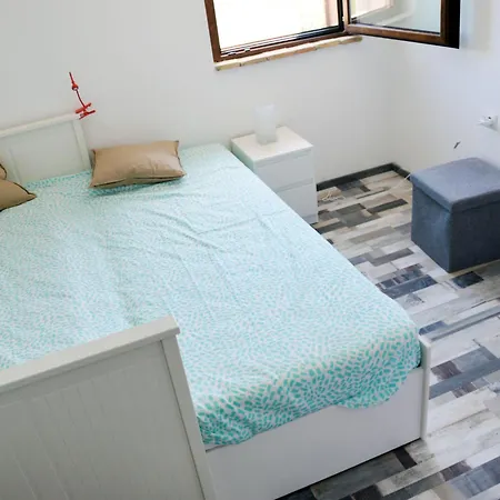 Serrani-4 By Interhome